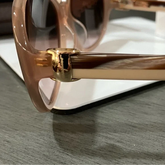 Salvator Ferragamo Elegant Brown Sunglasses - Picture 6 of 11